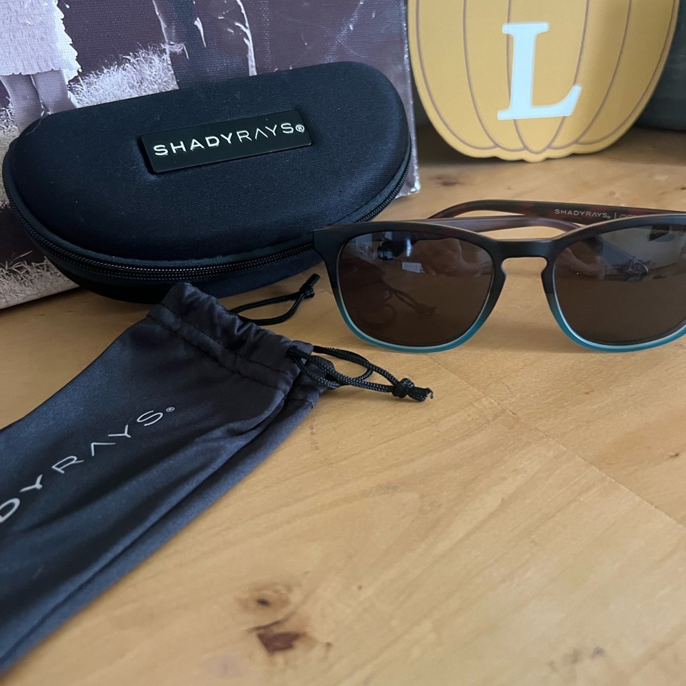 Shady Rays Brown Sunglasses